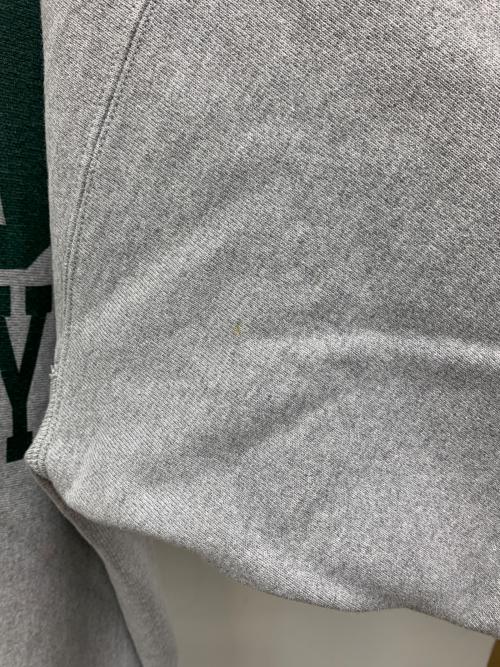 Champion REVERSE WEAVE（チャンピオン リバース ウィーブ）Champion REVERSE WEAVE (チャンピオン リバース ウィーブ) スウェット グレー×グリーン サイズ:XLの古着・服飾アイテム
