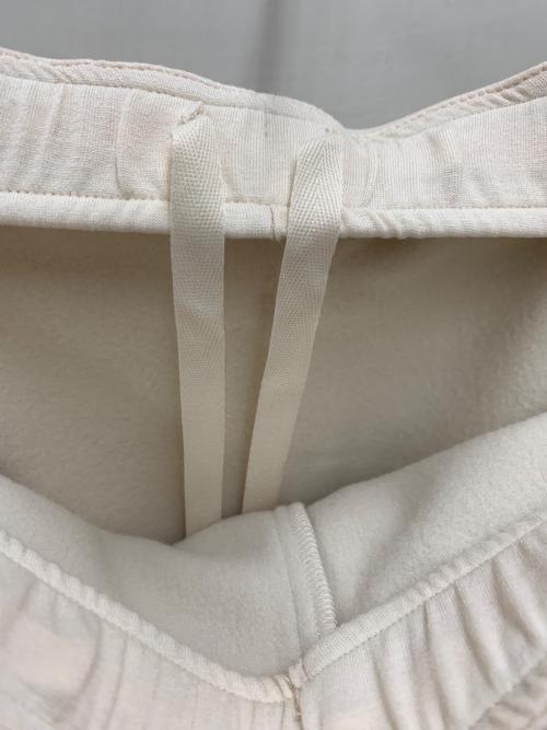 Gready Brilliant（グレディ ブリリアン）Gready Brilliant (グレディ ブリリアン) 裏起毛カットタイトスカート ベージュ サイズ:36 未使用品の古着・服飾アイテム