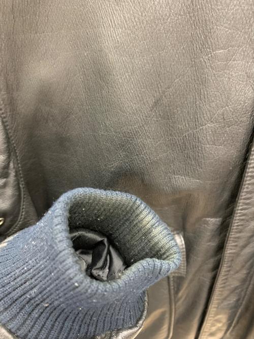 GENUINE LEATHER（ジェニュインレザー）GENUINE Leather (ジェニュインレザー) レザージャケット ブラック サイズ:Lの古着・服飾アイテム