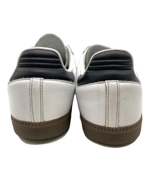 adidas（アディダス）adidas (アディダス) ローカットスニーカー ホワイト×ブラック サイズ:28の古着・服飾アイテム