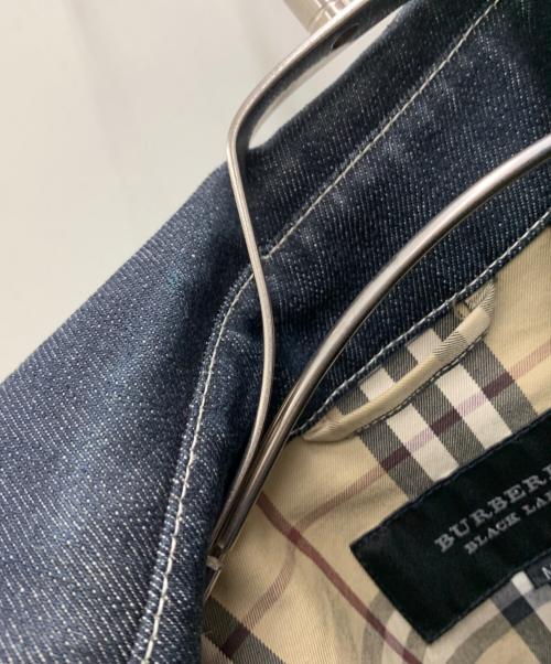 BURBERRY BLACK LABEL（バーバリーブラックレーベル）BURBERRY BLACK LABEL (バーバリーブラックレーベル) 花モチーフデニムジャケット インディゴ サイズ:Mの古着・服飾アイテム