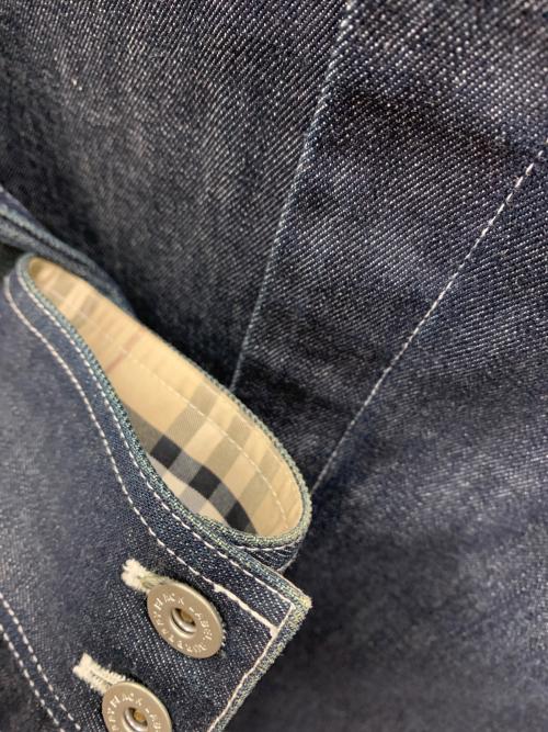 BURBERRY BLACK LABEL（バーバリーブラックレーベル）BURBERRY BLACK LABEL (バーバリーブラックレーベル) 花モチーフデニムジャケット インディゴ サイズ:Mの古着・服飾アイテム