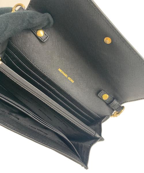 MICHAEL KORS（マイケル・コース）MICHAEL KORS (マイケル・コース) ショルダーウォレット ブラックの古着・服飾アイテム