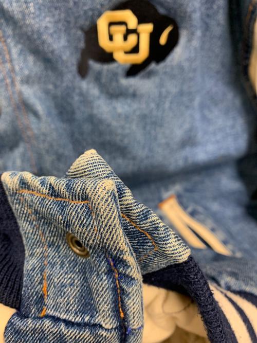 mvsport（エムブイ スポーツ）MVSPORT (エムブイ スポーツ) デニムスタジャン ブルー×ベージュ サイズ:Lの古着・服飾アイテム