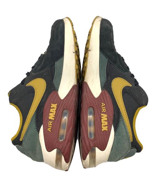 NIKE（ナイキ）NIKE (ナイキ) スニーカー ブラック×カーキ サイズ:27の古着・服飾アイテム