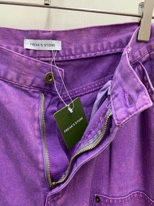 FREAK'S STORE（フリークスストア）FREAK'S STORE (フリークスストア) バギーデニムパンツ パープル サイズ:M 未使用品の古着・服飾アイテム