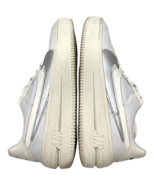 NIKE（ナイキ）NIKE (ナイキ) スニーカー ホワイト サイズ:26.5の古着・服飾アイテム