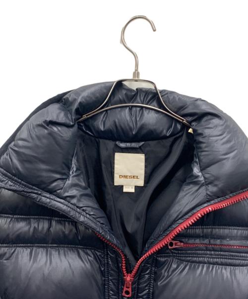 DIESEL（ディーゼル）DIESEL (ディーゼル) ダウンジャケット ブラック×レッド サイズ:Mの古着・服飾アイテム
