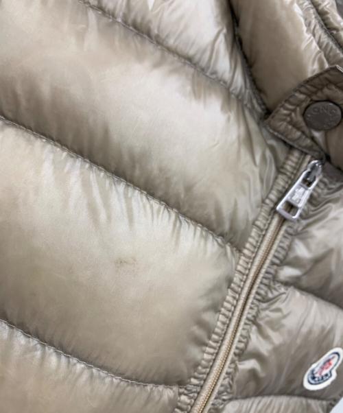 MONCLER（モンクレール）MONCLER (モンクレール) ダウンベスト ベージュ サイズ:不明の古着・服飾アイテム