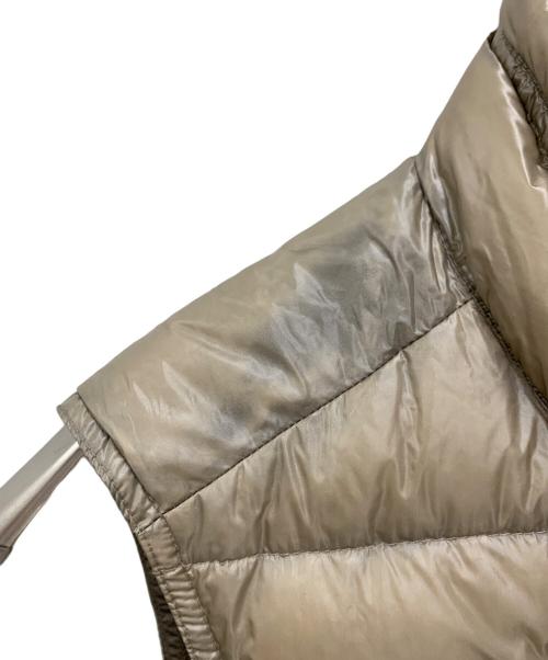 MONCLER（モンクレール）MONCLER (モンクレール) ダウンベスト ベージュ サイズ:不明の古着・服飾アイテム