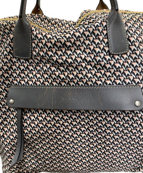 ROBERTA PIERI（ロベルタピエリ）ROBERTA PIERI (ロベルタピエリ) トートバッグ ブラック×ホワイトの古着・服飾アイテム