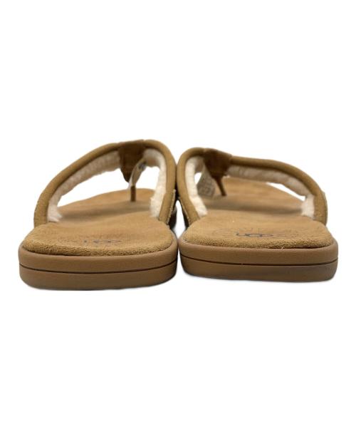 UGG（アグ）UGG (アグ) サンダル ブラウン サイズ:25の古着・服飾アイテム