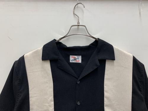 OLD KARAKU WORK（オールドカラクワーク）OLD KARAKU WORK (オールドカラクワーク) 半袖シャツ ブラック×ベージュ サイズ:Lの古着・服飾アイテム