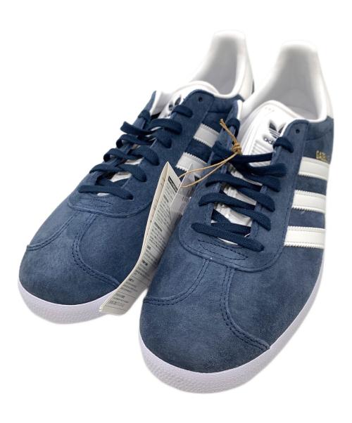 adidas（アディダス）adidas (アディダス) スニーカー ネイビー×ホワイト サイズ:28 未使用品の古着・服飾アイテム