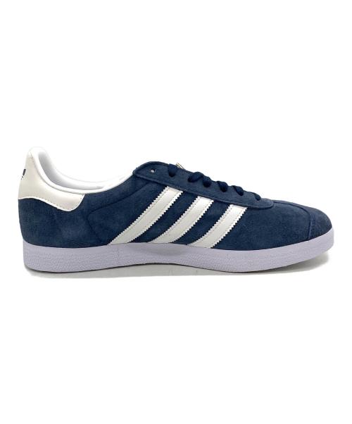 adidas（アディダス）adidas (アディダス) スニーカー ネイビー×ホワイト サイズ:28 未使用品の古着・服飾アイテム