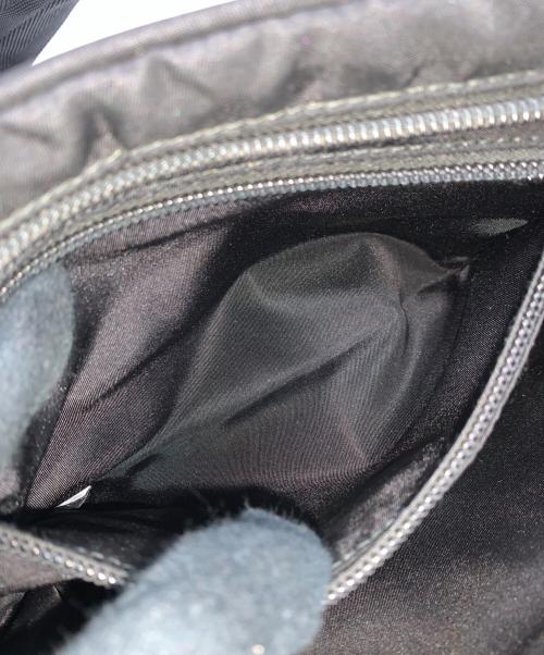 PRADA（プラダ）PRADA (プラダ) ボディバッグ ブラックの古着・服飾アイテム