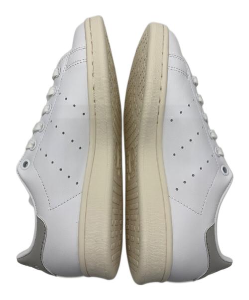 adidas（アディダス）adidas (アディダス) ローカットスニーカー ホワイト サイズ:22.5 未使用品の古着・服飾アイテム