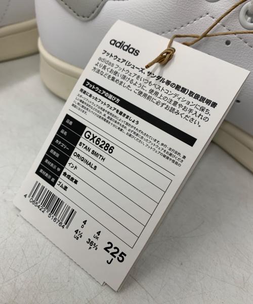 adidas（アディダス）adidas (アディダス) ローカットスニーカー ホワイト サイズ:22.5 未使用品の古着・服飾アイテム
