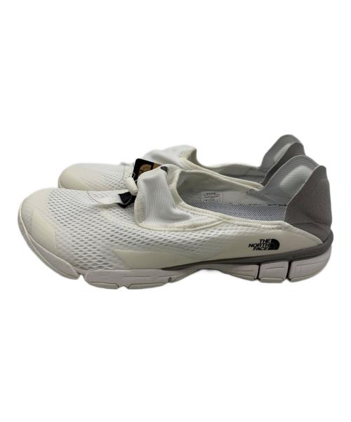 THE NORTH FACE（ザ ノース フェイス）THE NORTH FACE (ザ ノース フェイス) ウォーターシューズ ホワイト サイズ:27 未使用品の古着・服飾アイテム