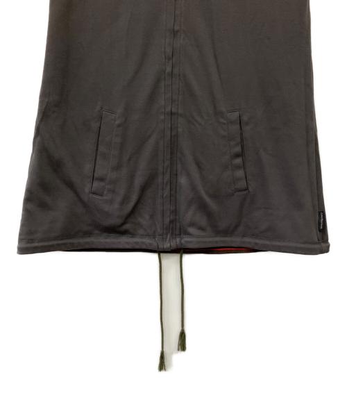 Calvin Klein Jeans（カルバンクラインジーンズ）Calvin Klein Jeans (カルバンクラインジーンズ) 半袖パーカー ブラウン サイズ:Mの古着・服飾アイテム