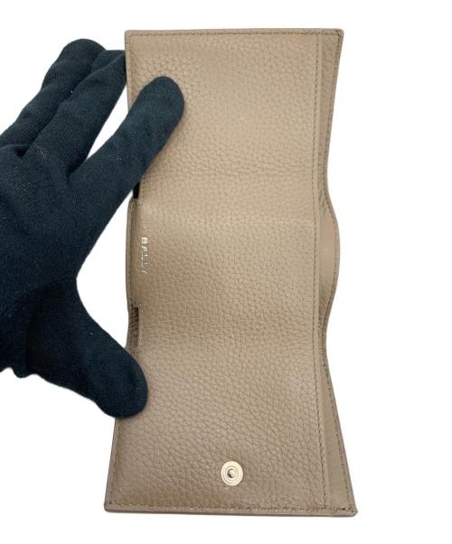 BALLY（バリー）BALLY (バリー) 3つ折り財布 ブラウン×ベージュの古着・服飾アイテム