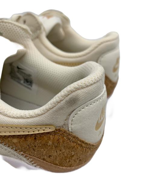 NIKE（ナイキ）NIKE (ナイキ) スニーカー アイボリー サイズ:25の古着・服飾アイテム