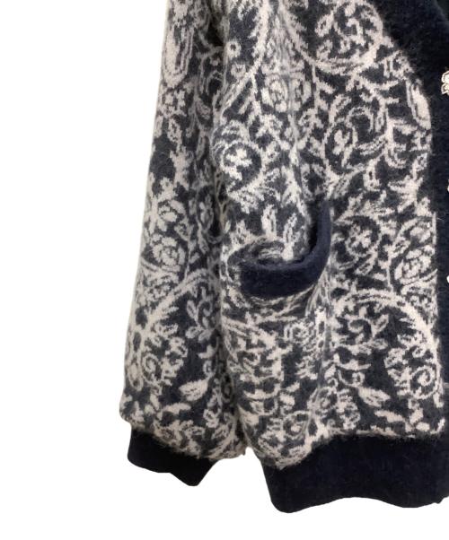 Snidel（スナイデル）Snidel (スナイデル) ビジューボタンジャガードカーディガン ブラック×ベージュ サイズ:FREEの古着・服飾アイテム