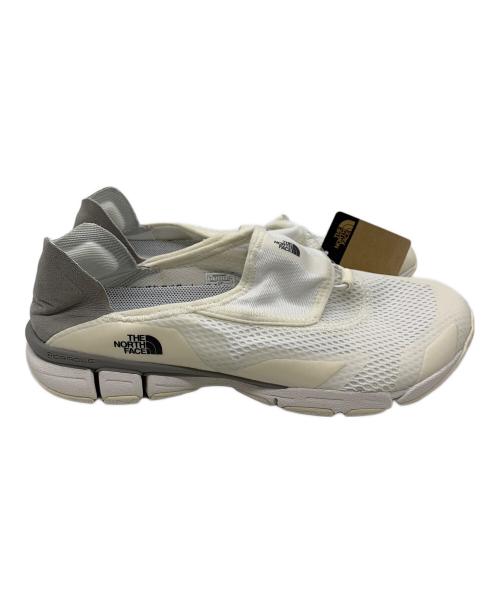 THE NORTH FACE（ザ ノース フェイス）THE NORTH FACE (ザ ノース フェイス) マリンシューズ ホワイト サイズ:27 未使用品の古着・服飾アイテム