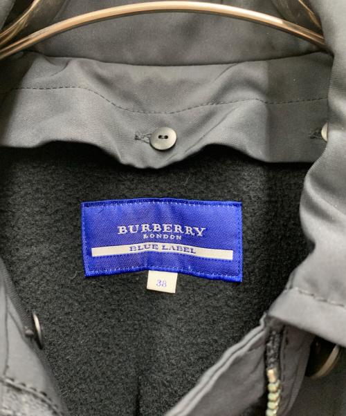 BURBERRY BLUE LABEL（バーバリーロンドンブルーレーベル）BURBERRY BLUE LABEL (バーバリーロンドンブルーレーベル) ジャケット ブラック サイズ:38の古着・服飾アイテム