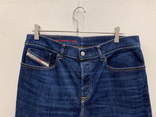DIESEL（ディーゼル）DIESEL (ディーゼル) デニムパンツ インディゴ サイズ:32の古着・服飾アイテム