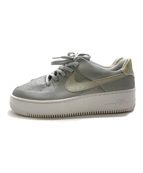 NIKE（ナイキ）NIKE (ナイキ) ローカットスニーカー ライトグレー サイズ:28の古着・服飾アイテム