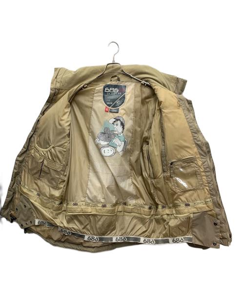 686（シックスエイトシックス）686 (686) スノーボードウェア(ジャケット) ベージュ サイズ:Mの古着・服飾アイテム
