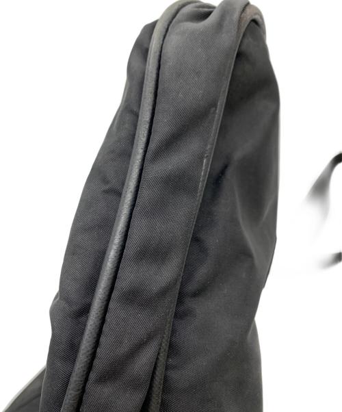 PRADA（プラダ）PRADA (プラダ) ナイロンショルダーバッグの古着・服飾アイテム