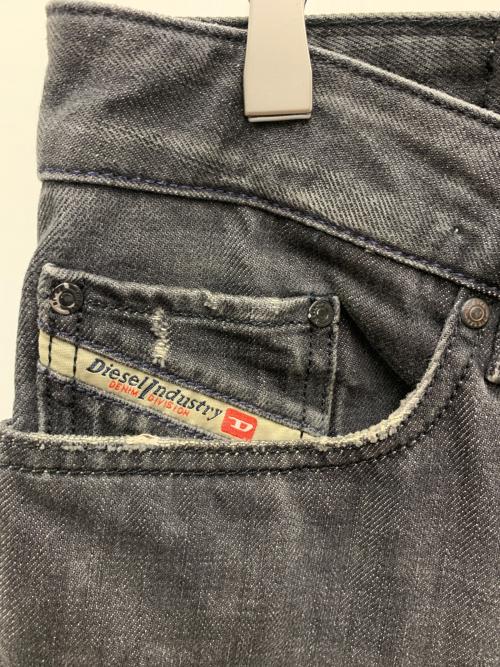 DIESEL（ディーゼル）DIESEL (ディーゼル) デニムパンツ ブラック サイズ:29の古着・服飾アイテム