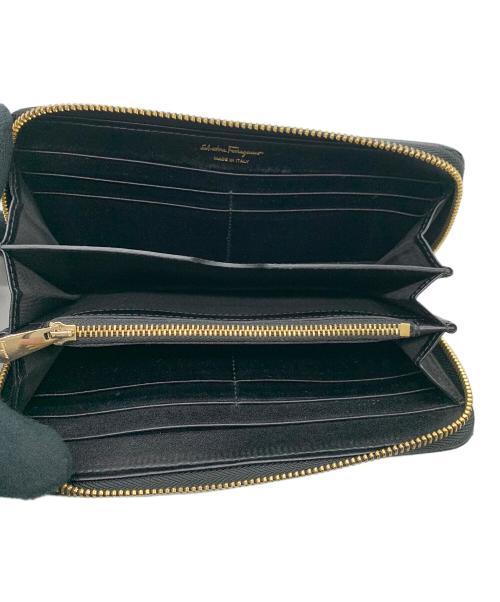 Salvatore Ferragamo（サルヴァトーレ フェラガモ）Salvatore Ferragamo (サルヴァトーレ フェラガモ) 長財布 ブラックの古着・服飾アイテム