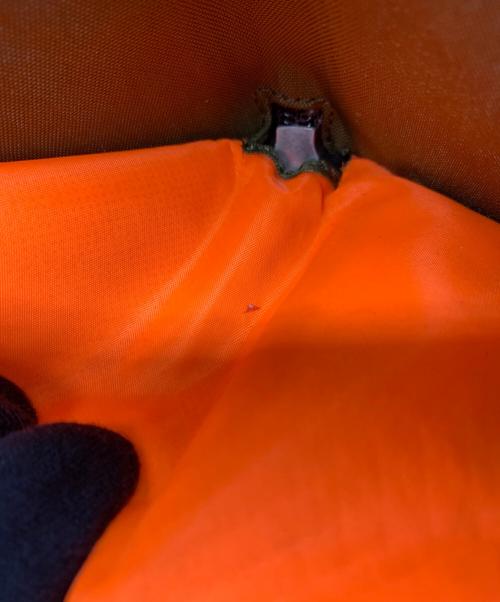 DIESEL（ディーゼル）DIESEL (ディーゼル) 2つ折り財布 カーキ×オレンジの古着・服飾アイテム