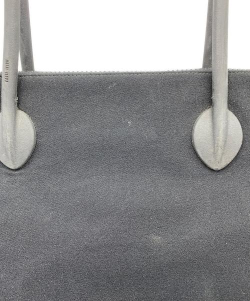 MIU MIU（ミュウミュウ）MIU MIU (ミュウミュウ) トートバッグ ブラックの古着・服飾アイテム