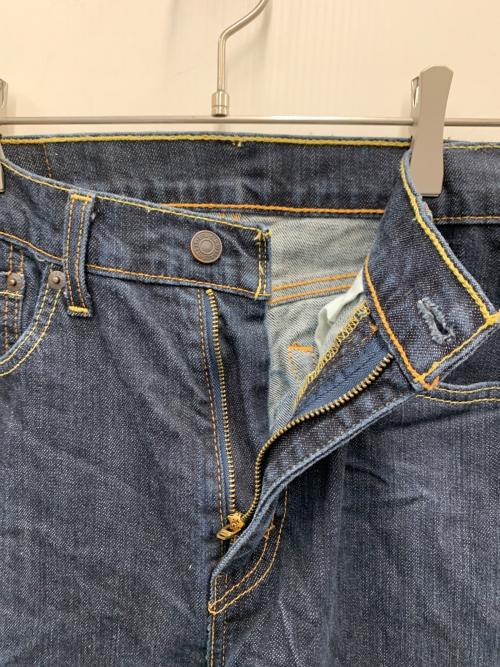 LEVI'S（リーバイス）LEVI'S (リーバイス) デニムパンツ インディゴ サイズ:W32×L32の古着・服飾アイテム