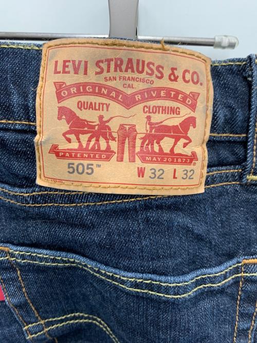 LEVI'S（リーバイス）LEVI'S (リーバイス) デニムパンツ インディゴ サイズ:W32×L32の古着・服飾アイテム