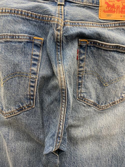 LEVI'S（リーバイス）LEVI'S (リーバイス) デニムパンツ インディゴ サイズ:W32×L32の古着・服飾アイテム