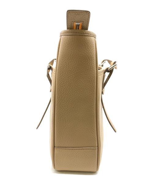 BURBERRY（バーバリー）BURBERRY (バーバリー) ビジネスバッグ ベージュの古着・服飾アイテム