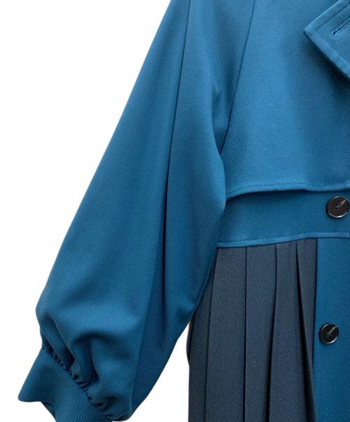HARE（ハレ）HARE (ハレ) バイカラープリーツコート ブルー×ネイビー サイズ:Freeの古着・服飾アイテム