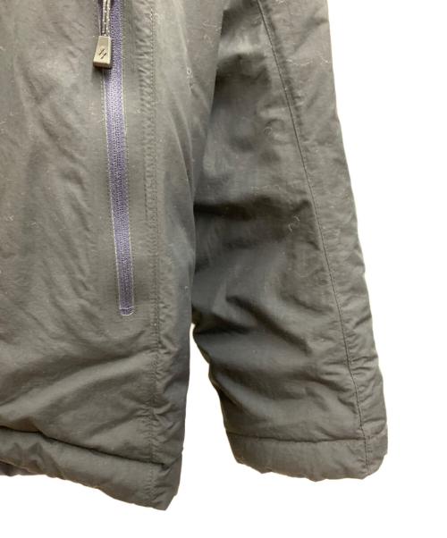 mont-bell（モンベル）mont-bell (モンベル) リバーシブルダウンジャケット ネイビー サイズ:Mの古着・服飾アイテム