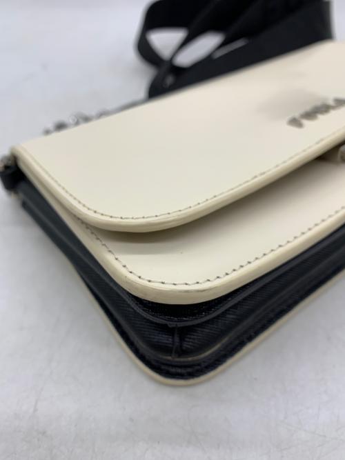 FURLA（フルラ）FURLA (フルラ) 2WAYショルダーバッグ ホワイト×ブラックの古着・服飾アイテム