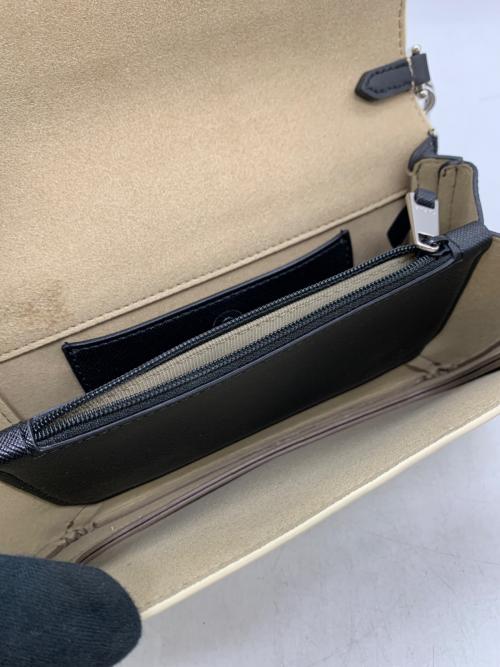 FURLA（フルラ）FURLA (フルラ) 2WAYショルダーバッグ ホワイト×ブラックの古着・服飾アイテム