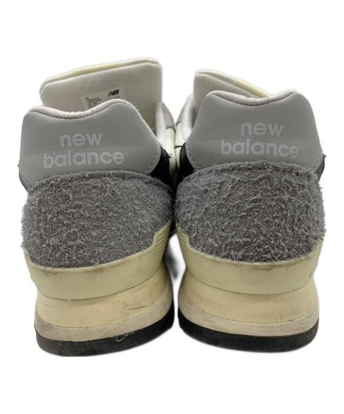 NEW BALANCE（ニューバランス）NEW BALANCE (ニューバランス) ローカットスニーカー グレー×ホワイト サイズ:27.5の古着・服飾アイテム