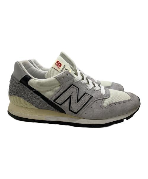 NEW BALANCE（ニューバランス）NEW BALANCE (ニューバランス) ローカットスニーカー グレー×ホワイト サイズ:27.5の古着・服飾アイテム
