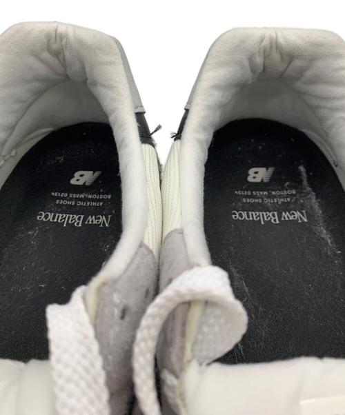 NEW BALANCE（ニューバランス）NEW BALANCE (ニューバランス) ローカットスニーカー グレー×ホワイト サイズ:27.5の古着・服飾アイテム