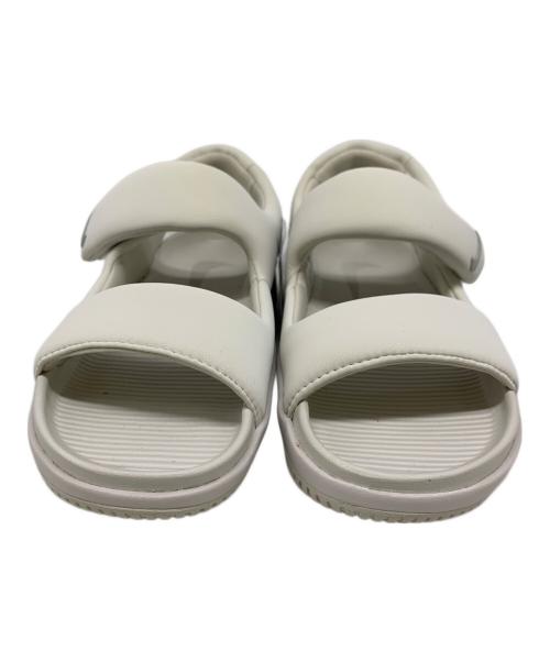 NIKE（ナイキ）NIKE (ナイキ) W CALM SANDAL アイボリー サイズ:25 未使用品の古着・服飾アイテム