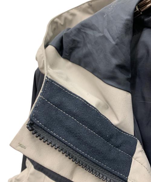 THE NORTH FACE（ザ ノース フェイス）THE NORTH FACE (ザ ノース フェイス) マウンテンパーカー ベージュ×ブラック サイズ:Lの古着・服飾アイテム